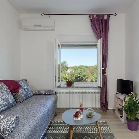Apartment Lavander 02 Pula Exterior photo